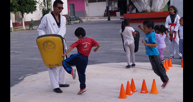 Concluyen cursos de verano para niños y jóvenes de Atexcal