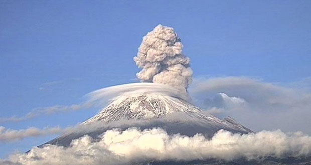 Popocatépetl mantiene actividad normal; llaman a no acercarse