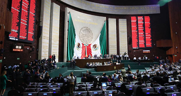 Aprueban consultas populares anuales y revocación de mandato en 2022