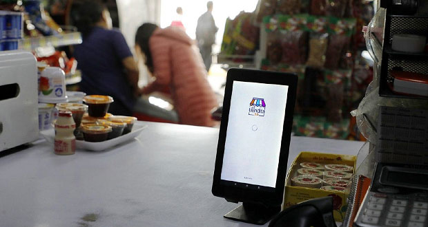 Comuna apoya con remodelación a tienda de San Pablo Xochimehuacan