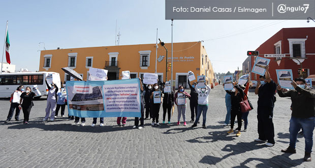 En protesta, personal de Traumatología también pide base para 600 empleados