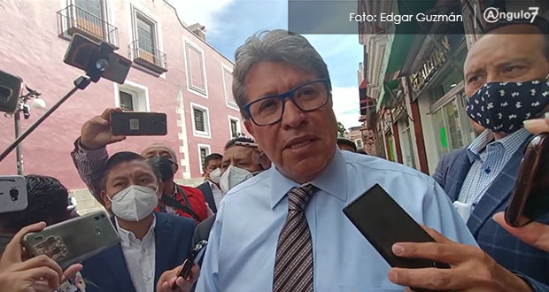 Monreal critica a Morena en Puebla; le pide estar más cerca del gobernador  