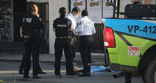 Conductor atropella y mata a mujer en bulevar Norte, en Puebla