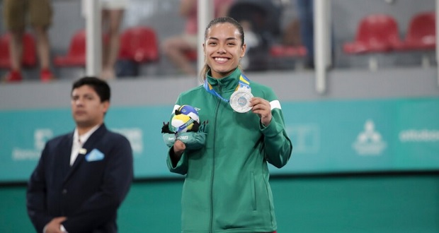 Poblana, Claudia Romero, gana plata en taekwondo Parapanamericano