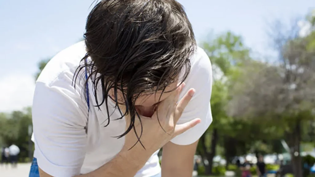 ¿Agotamiento o golpe de calor? Así puedes distinguirlos y protegerte del riesgo