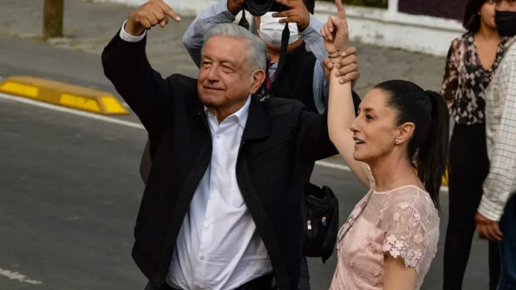 Gira AMLO-Sheinbaum inicia en el norte del país; visitarán 3 estados