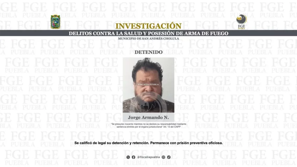 Detenido en cateo de Lomas de Angelópolis tenía armas y droga