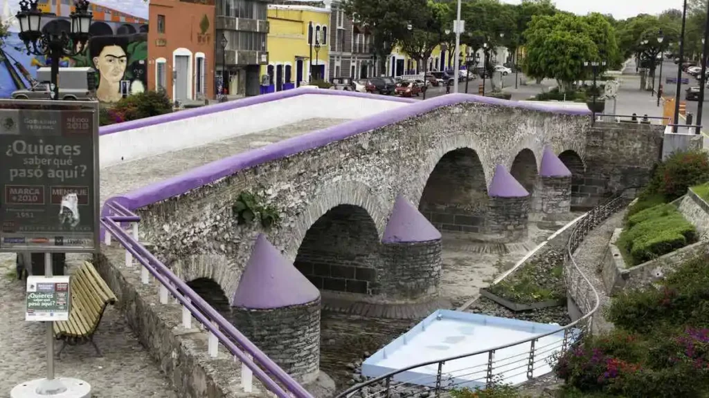 Puente de Ovando, un sitio con historia y leyenda en el corazón de Puebla