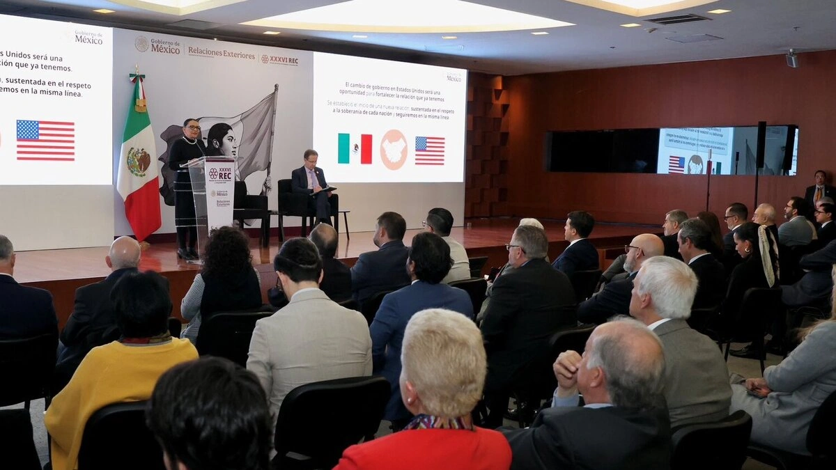 Segob presenta estrategia para mexicanos repatriados a cónsules